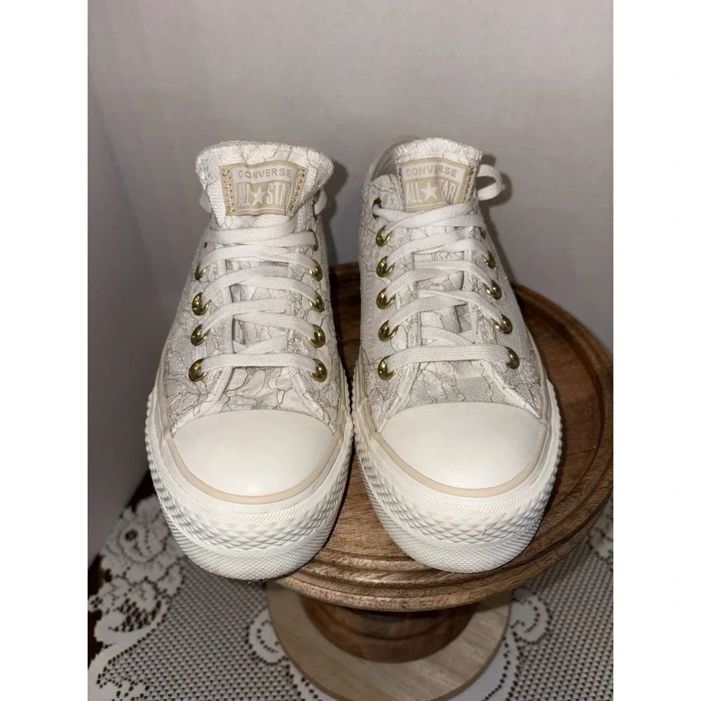 Converse Chuck Taylor All Star Lift Platform 